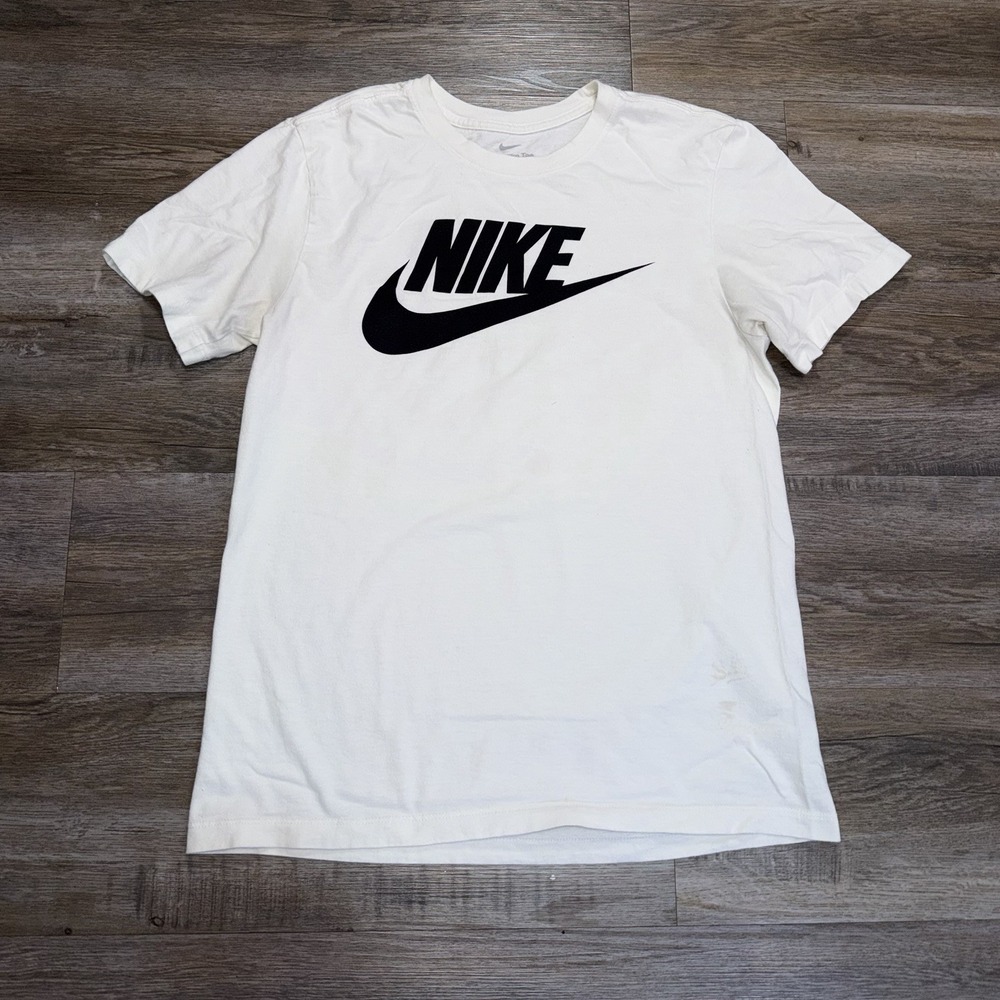 Nike Sportswear Icon Futura Short-Sleeve Shirt Mens Small WhiteBlack Swoosh Logo